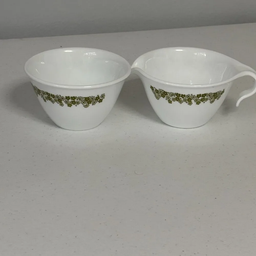 Vintage Corelle Spring Blossom Green Crazy Daisy Creamer Sugar Bowl Set